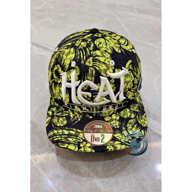 Topi Branded HYFLAT x NBA x MIAMY HEAT 1988 signs RARE [Koleksi] Original