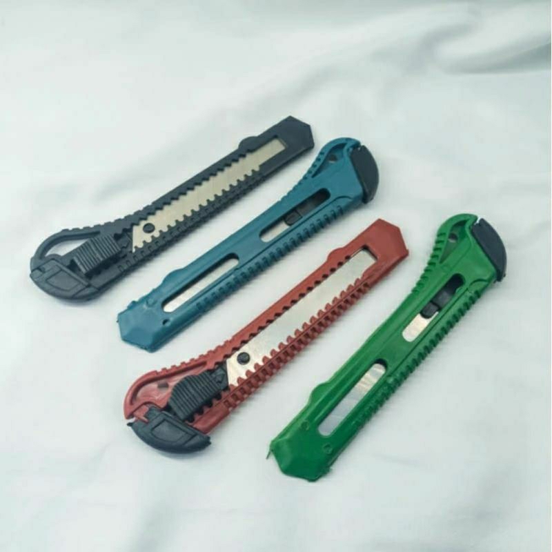 

12pcs pisau cutter renceng
