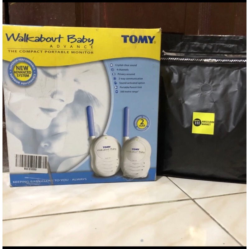 tomy walkabout takara