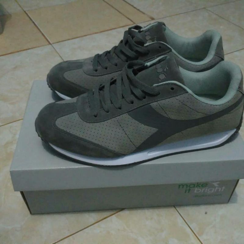SEPATU DIADORA MORENO SECOND ORIGINAL