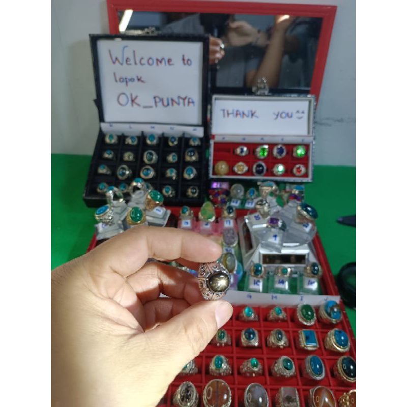 Black shapphire star 12 ray