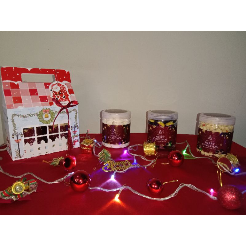 

NOEL HAMPERS