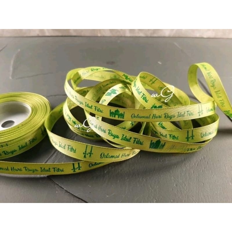 

Pita Idul Fitri -GrossGrain-Hijau B ;Lebar 1.2cm ;Panjang 20 yard