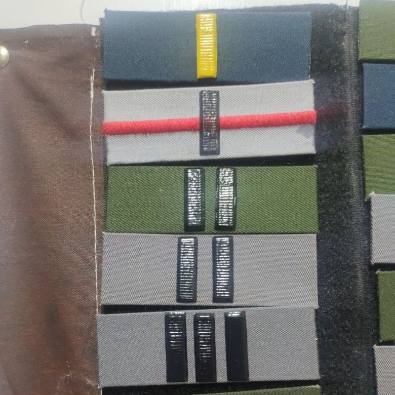 Pangkat Topi Perwira (PAMA) TNI AL - Logam & Akrilik Timbul Asli