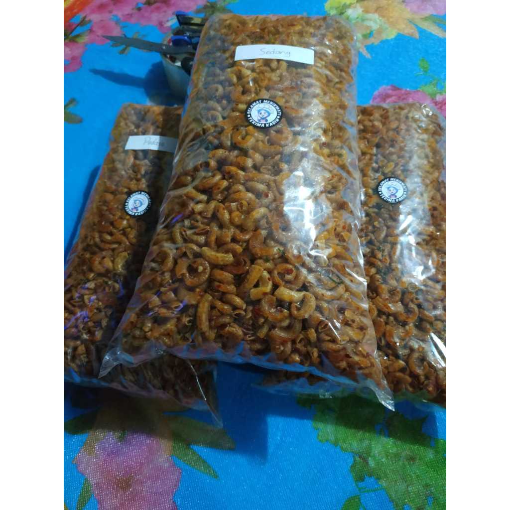 

Makaroni Pedas Daun Jeruk viral Murah[1kg]