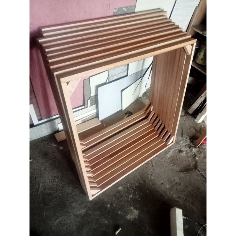 spanram/frame lukisan