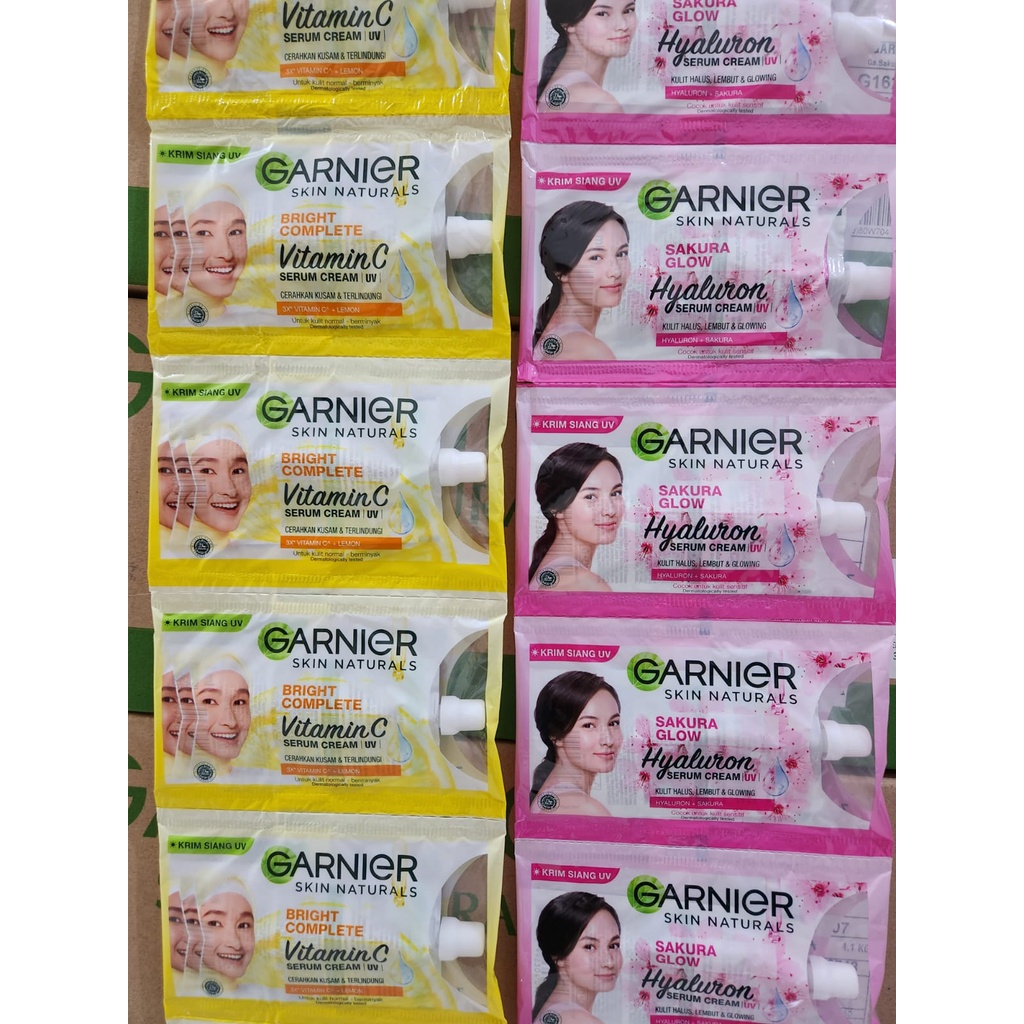 Garnier Krim Siang UV Skin Naturals Per Renceng 12 Pcs