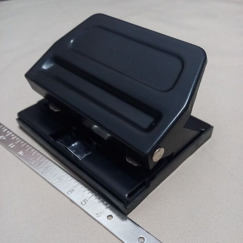 

Pembolong Kertas , Pelubang Kertas , Punch 80mm