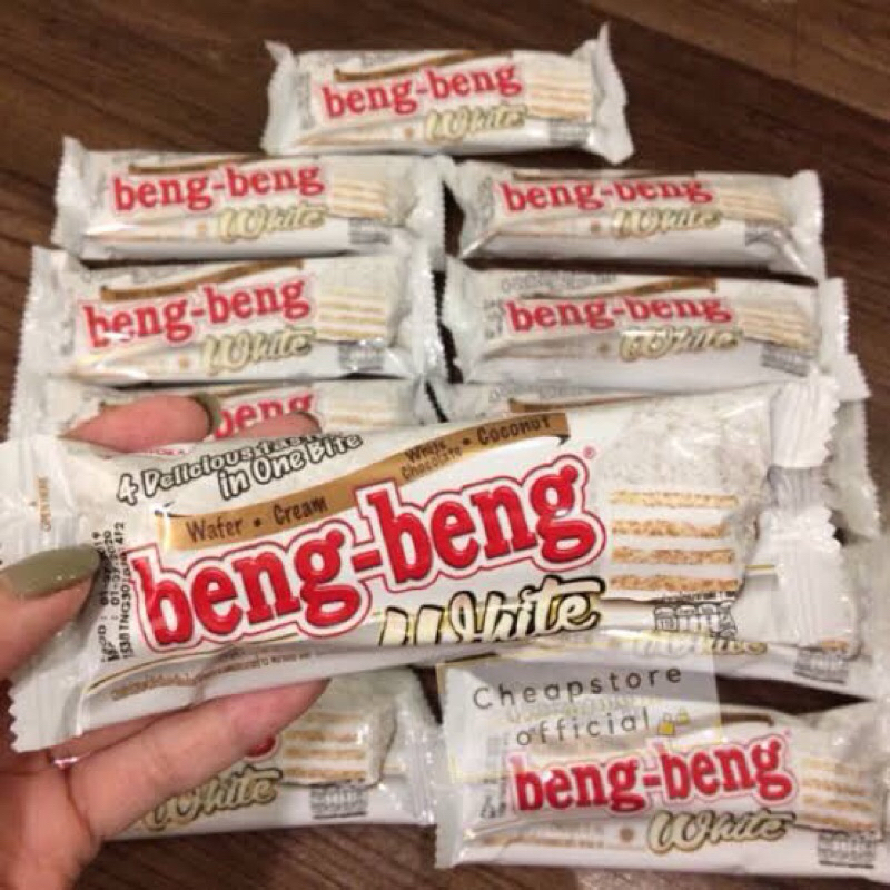 

Pree order) Beng beng White Coconut coklat wafer 22gr