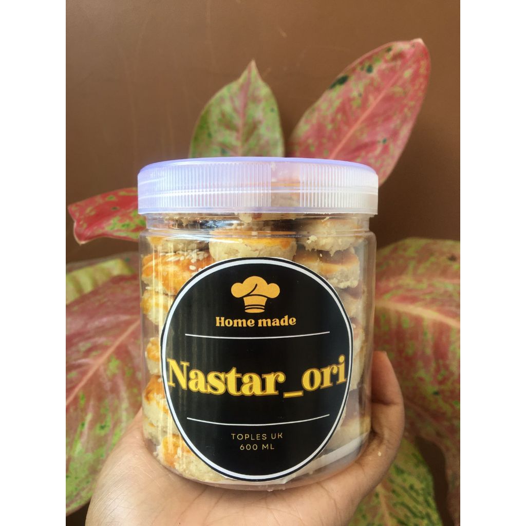 

KUE KACANG BAHAN PREMIUM TANPA PENGAWET TOPLES TABUNG 600ml