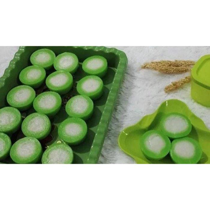 

kue talam pandan nona manis