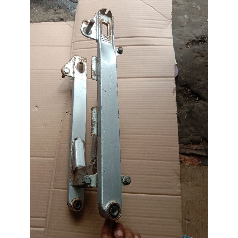 swing arm arem honda astrea Grand legenda second original