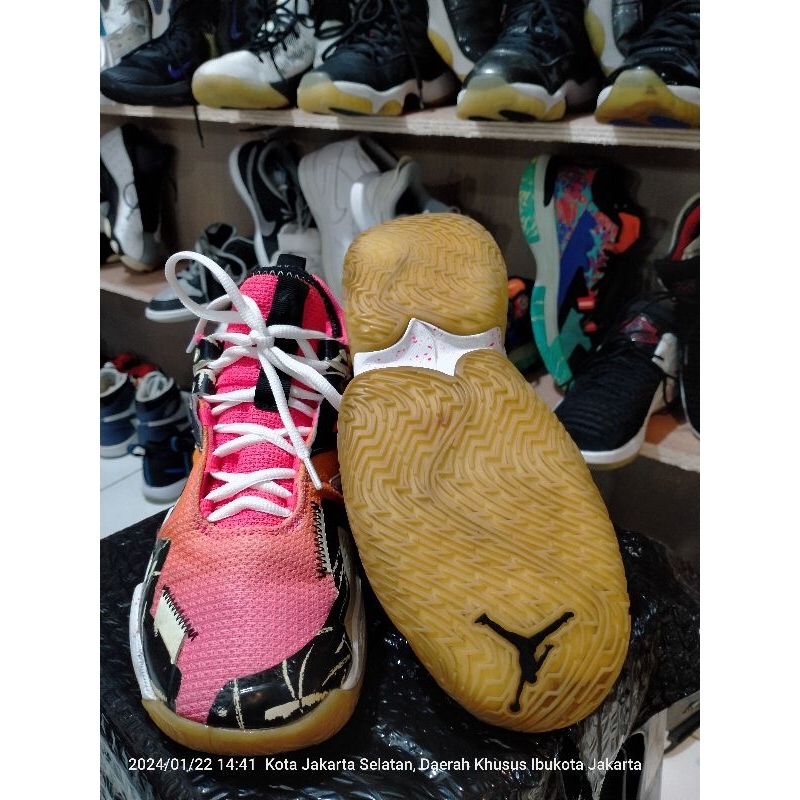 Sepatu seken Air Jordan Westbrook One Take