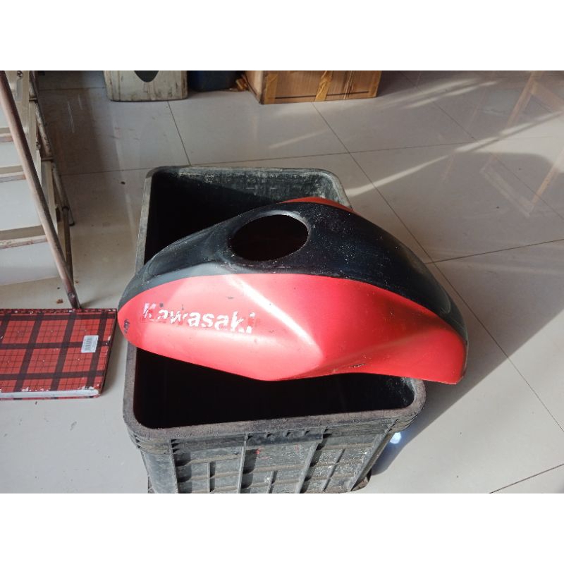 Cover kondom Tangki ninja 250 sl ninja 250 rr mono z 250 sl 2nd bekas merah list hitam