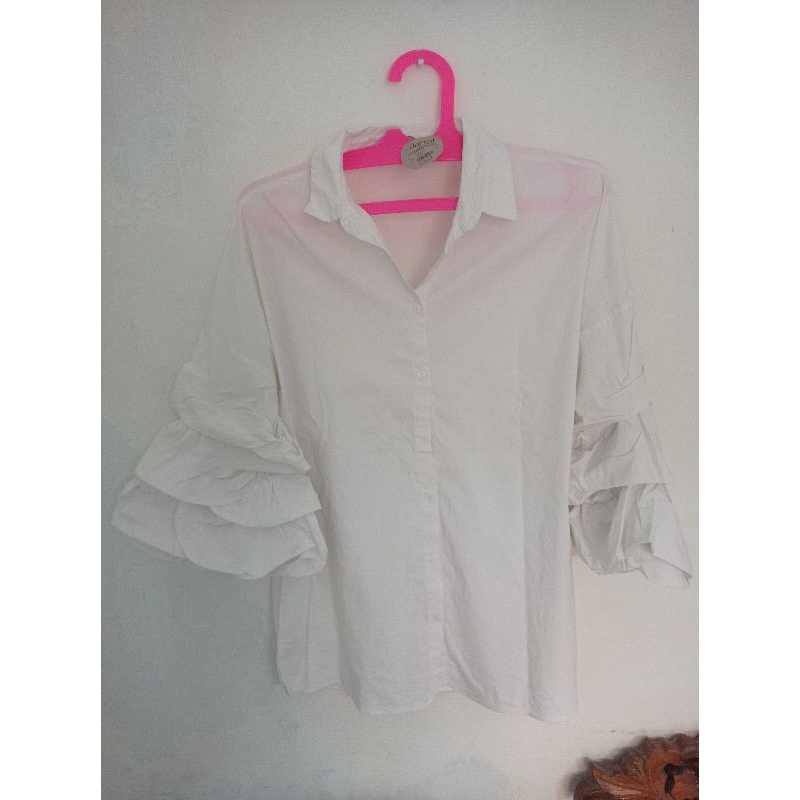 atasan kemeja putih ruffle zara woman preloved