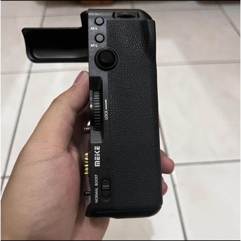 Fujifilm Meike MK-XT3 Vertical Battery Grip Fuji X-T3 XT 3 BG VG