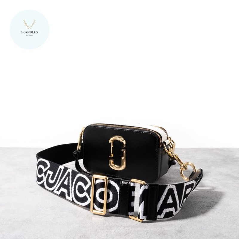 MARC JACOBS Snapshot