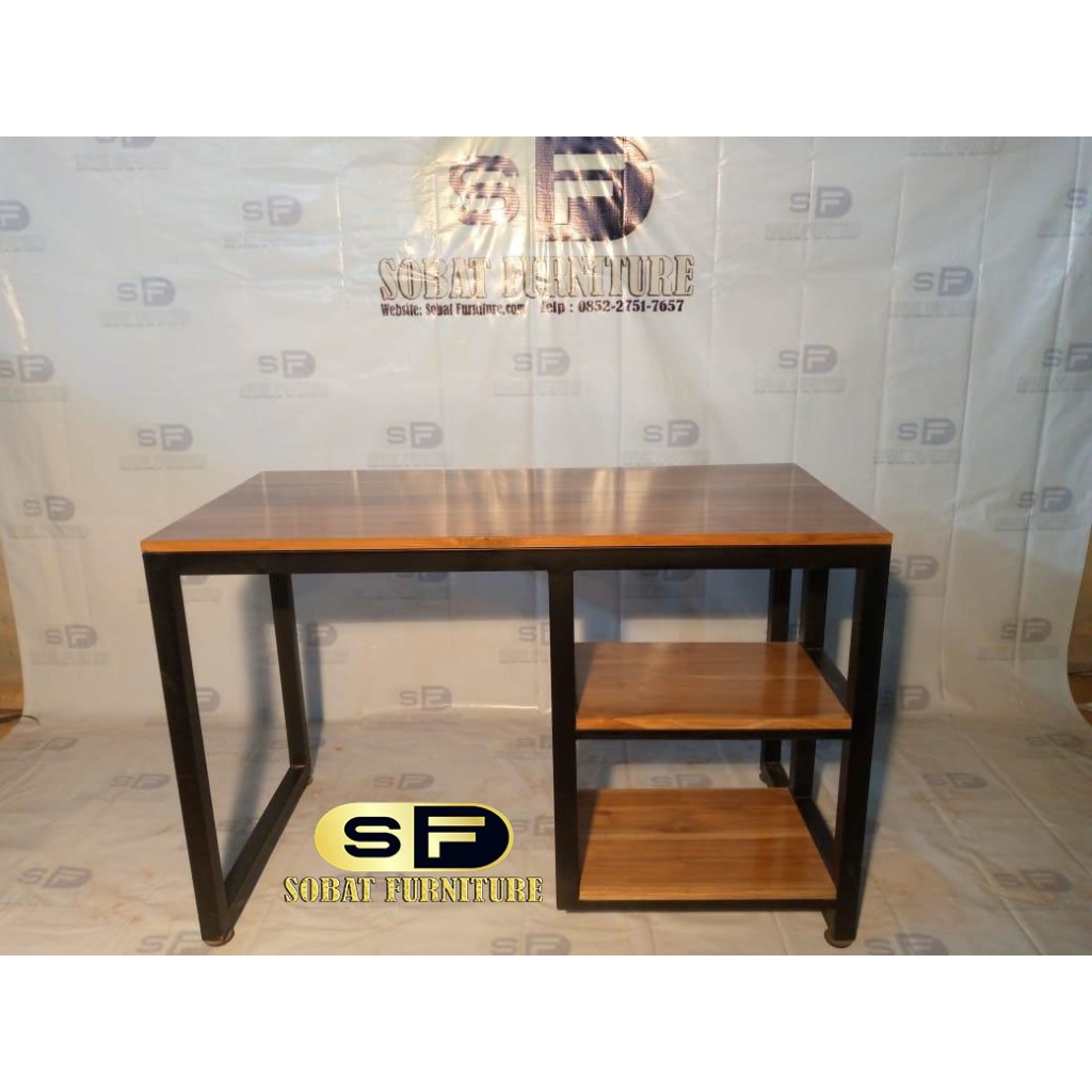 Meja Kantor - Meja Kerja Kombinasi Besi Hitam dan Jati Jepara Kekinian