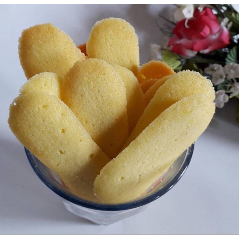 

kue lidah kucing