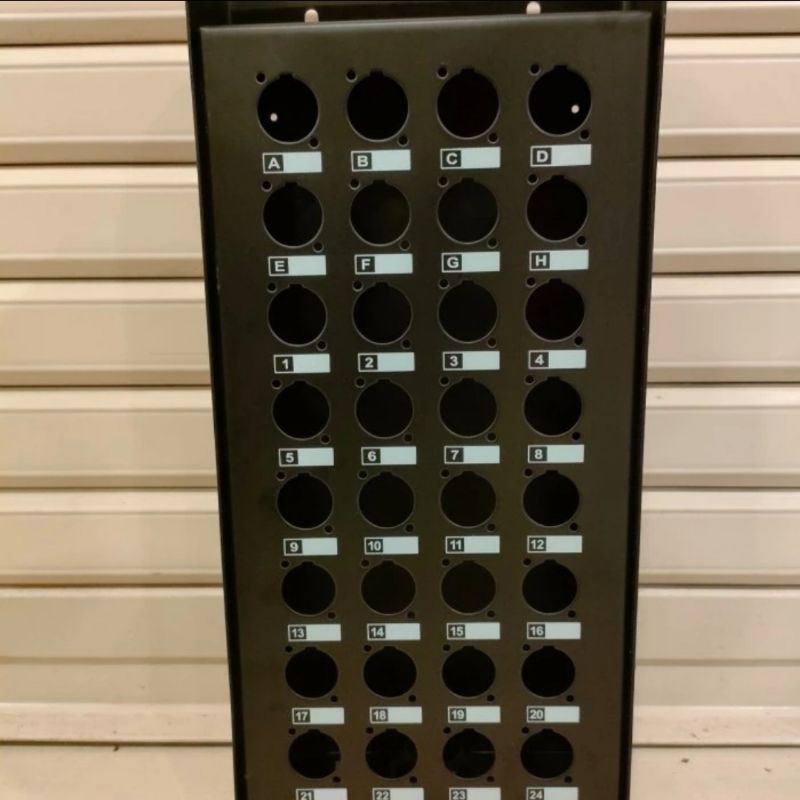 box snake 32 channel / Junction Box Snake isi 32 kosongan super tebal