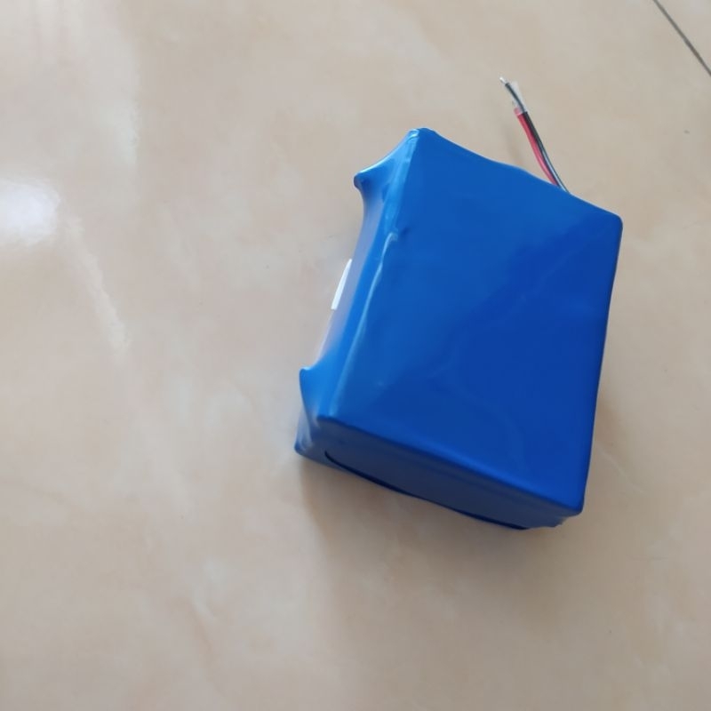 Baterai pack lithium untuk pengganti aki ups 12v 4,5 ah