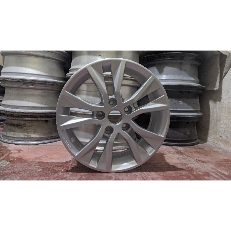 Velg Original/OEM Wuling Cortez
