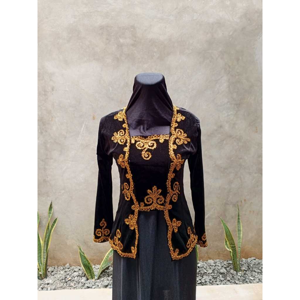 DIOBRAL BAJU KEBAYA ANAK SD