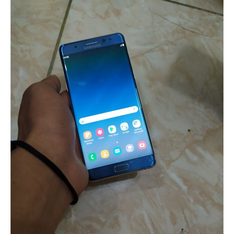 Samsung Note FE Sein (Minus retak halus, sesuai gambar)