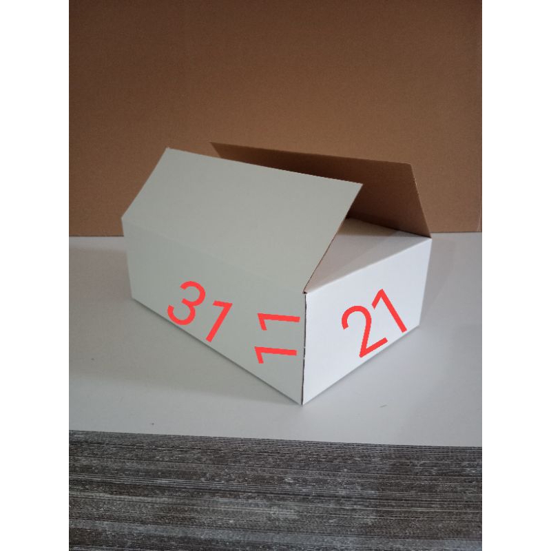 

kardus ukuran 31 x 21 x 11