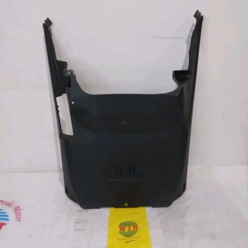 Dek bawah kolong Vario 125 150 2015-2017 | Footrest bawah Win