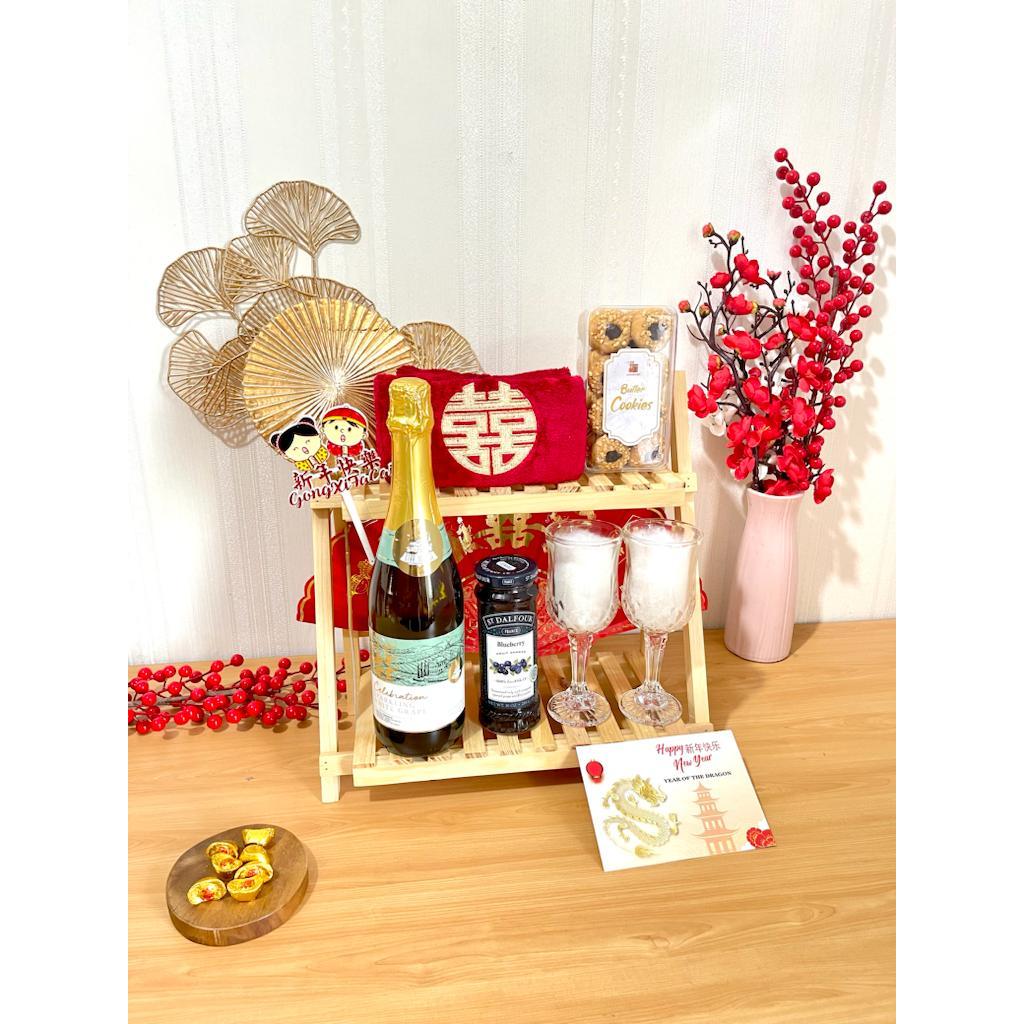 

Imlek Premium Parcel Chinese New Year Lunar 2024 Hampers Ready Stock (Joyful)