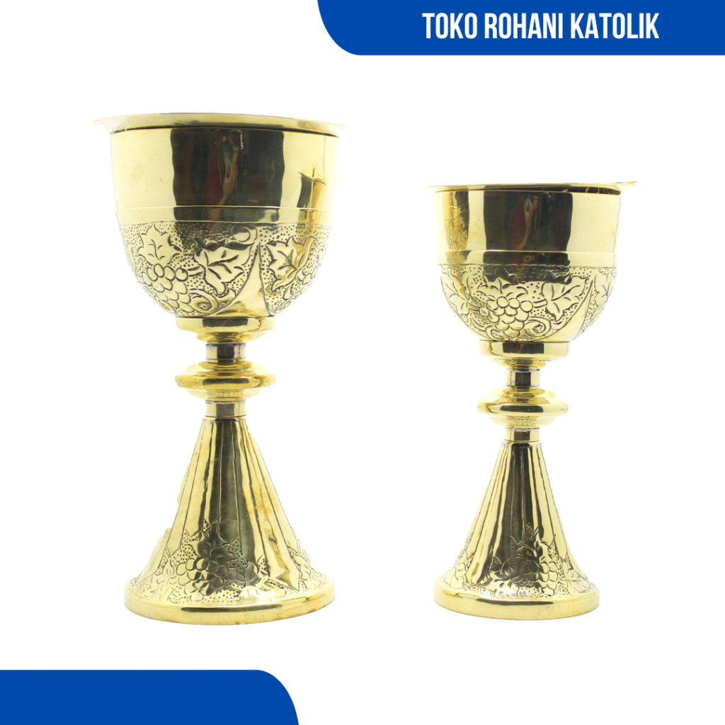 PIALA UKIR (KUNINGAN) / PIALA PERJAMUAN KATOLIK / SIBORI PERJAMUAN / PERALATAN MISA KATOLIK