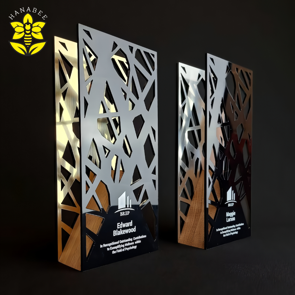 Plakat / Piala Modern Dan Unik, Plakat Kayu Padat Dan Akrilik Untuk Penghargaan Dari Perusahaan, Pla