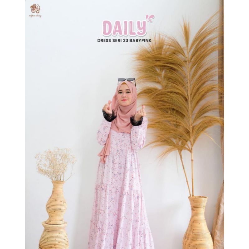 Adzkia hijab daily