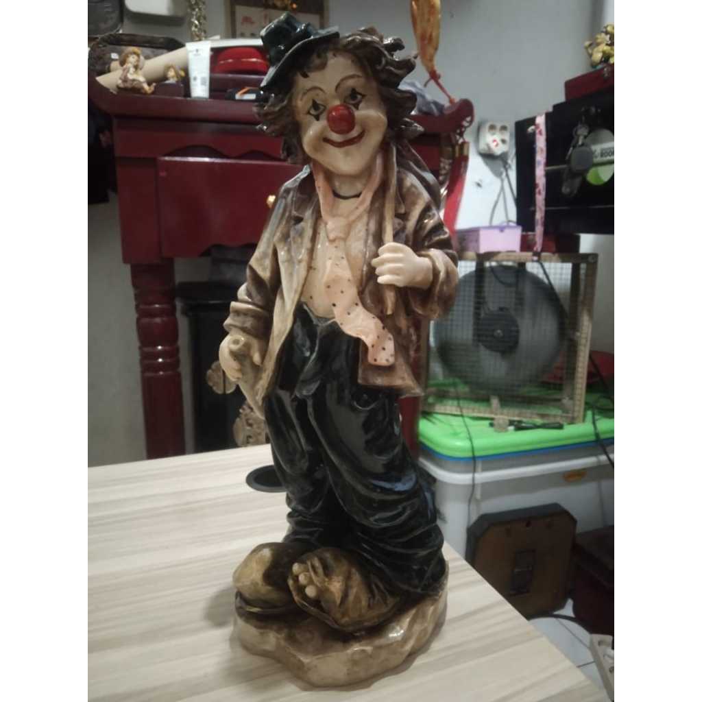 Patung Badut Keramik Kuno Jadul Antik