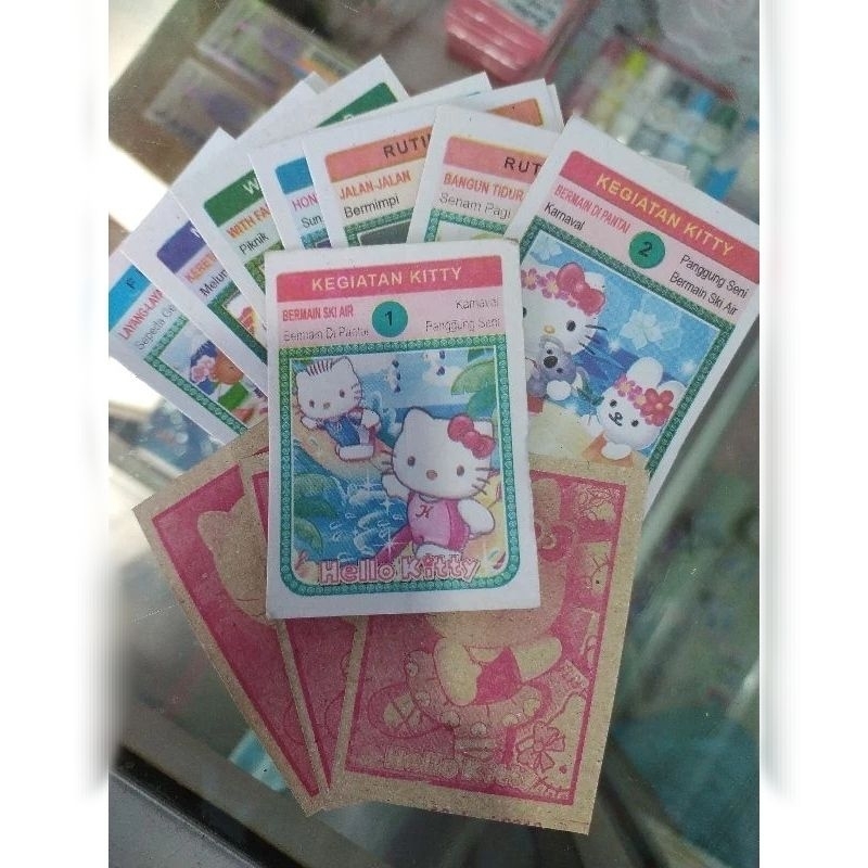 MAINAN KARTU KWARTET ISI 32 LEMBAR