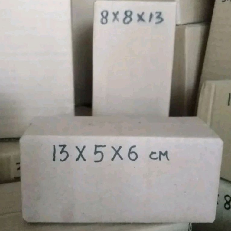 

Kardus box packing ukuran 13×5×6 Cm