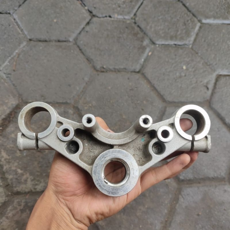 segitiga T atas satria Fu original