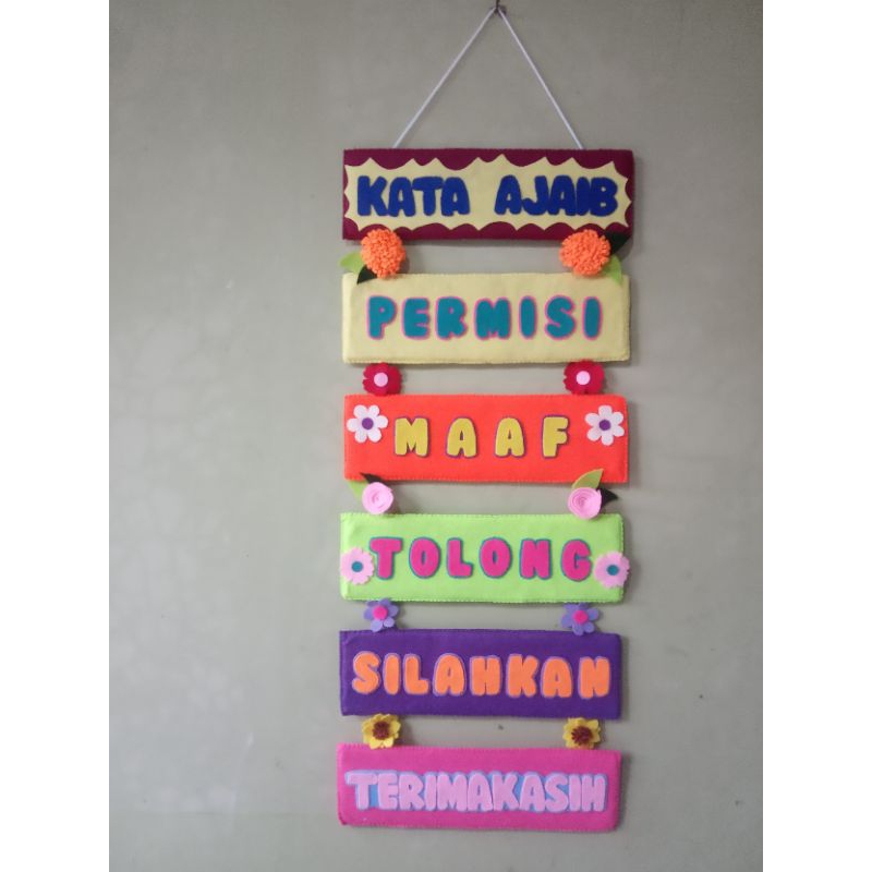 

hiasan kelas/hiasan dinding/kata ajaib/ gantungan kelas/ hiasan flanel