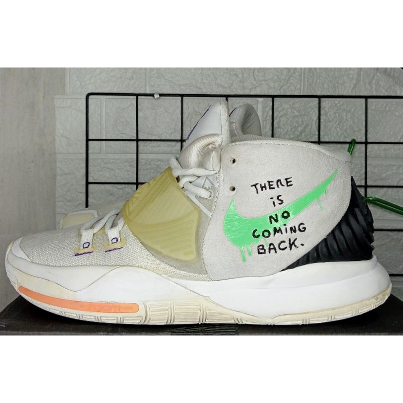 sepatu basket NIKE KYRIE 6 tncb glow in the dark