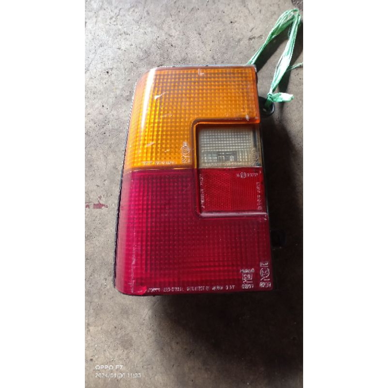 Stoplamp belakang Daihatsu charade G11 original