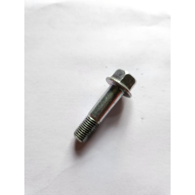 Baut shock belakang mounting segitiga ayun Vixion asli