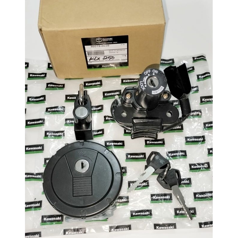 KUNCI KONTAK TUTUP TANK TANGKI JOK SET KOMPLIT KLX250 KLX 250 KAWASAKI