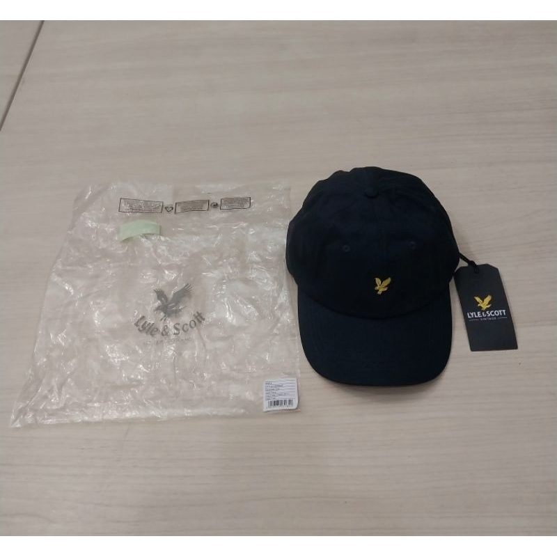Caps Lyle and scott originals
