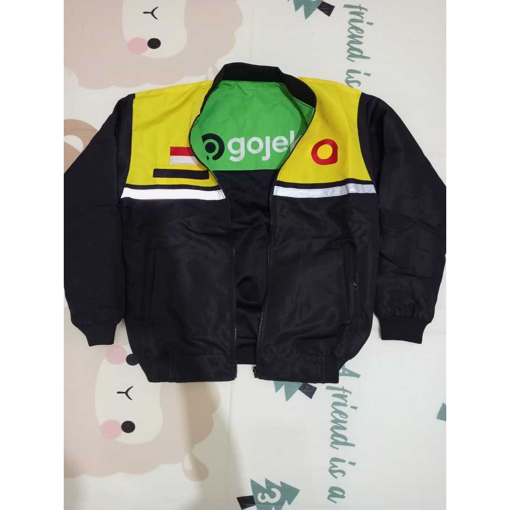 JAKET BOLAK BALIK ANTI AIR MAXIM GOJEK BAWAHANNYA HITAM KEREN 2024