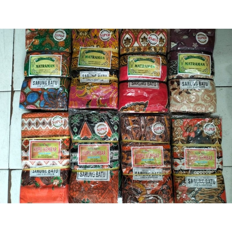 Sarung batu wanita motif maduraan
