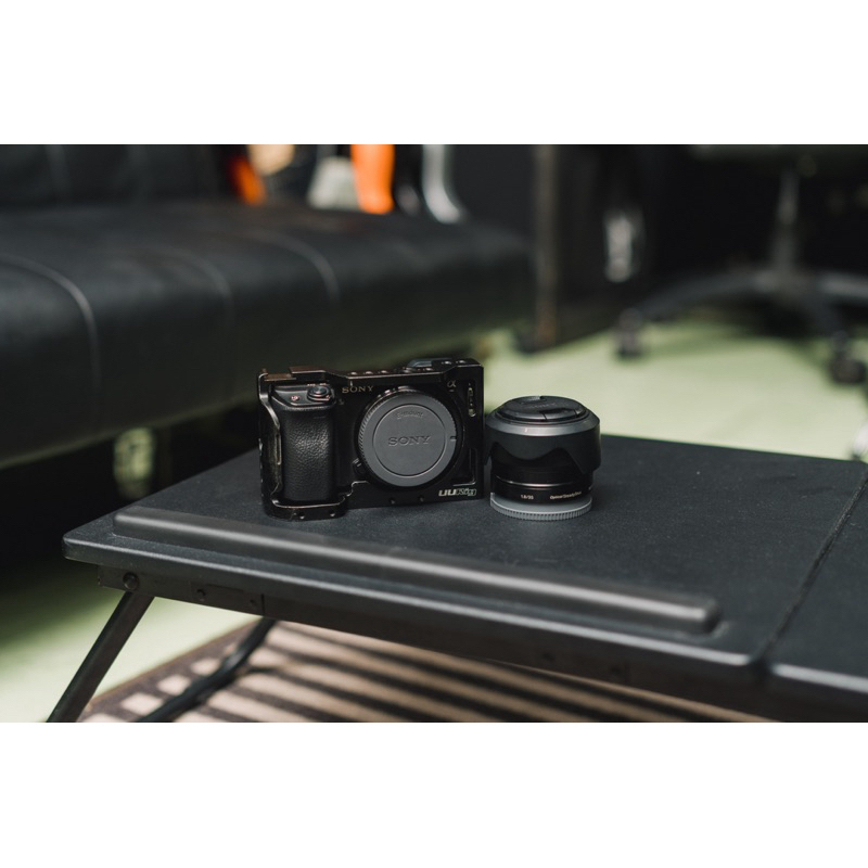 Sony A6400 dan Lensa Sony 35mm f1.8 second