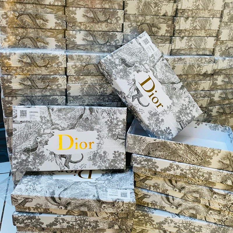 

kardus box dompet dor uk 20,5 x 11 x 4