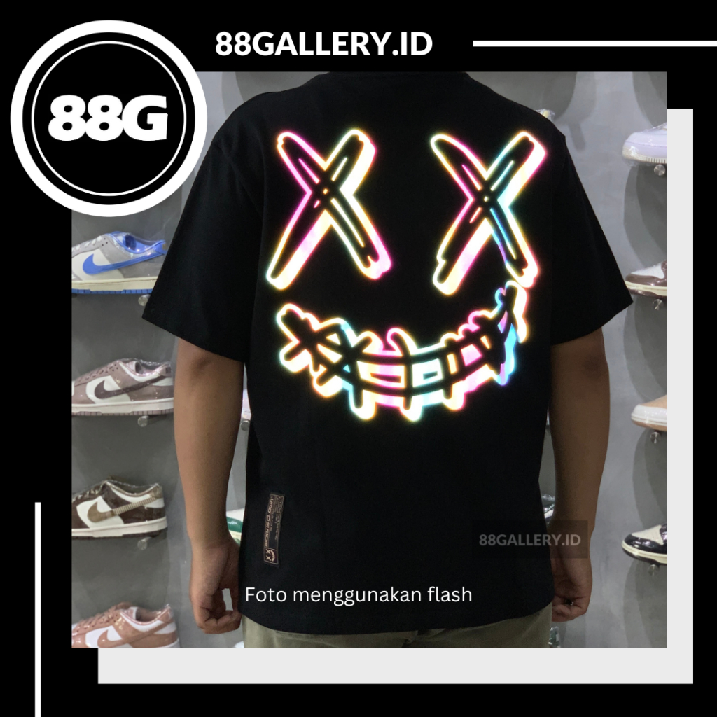 RIC Ricky is Clown Center Word Reflective Black Tee