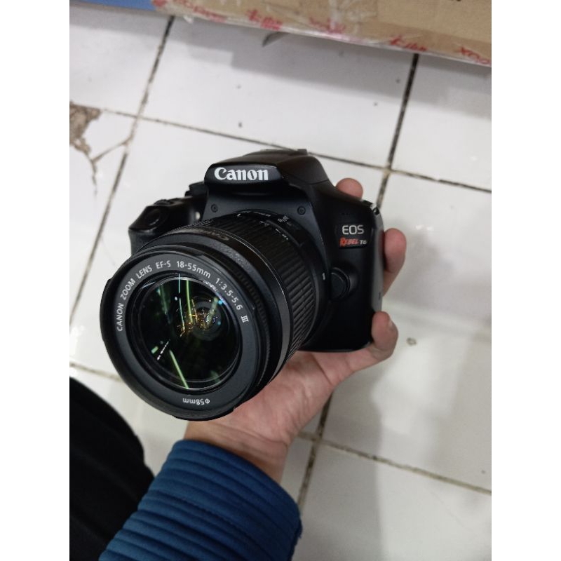 kamera canon eos rebel t6 / 1300D second